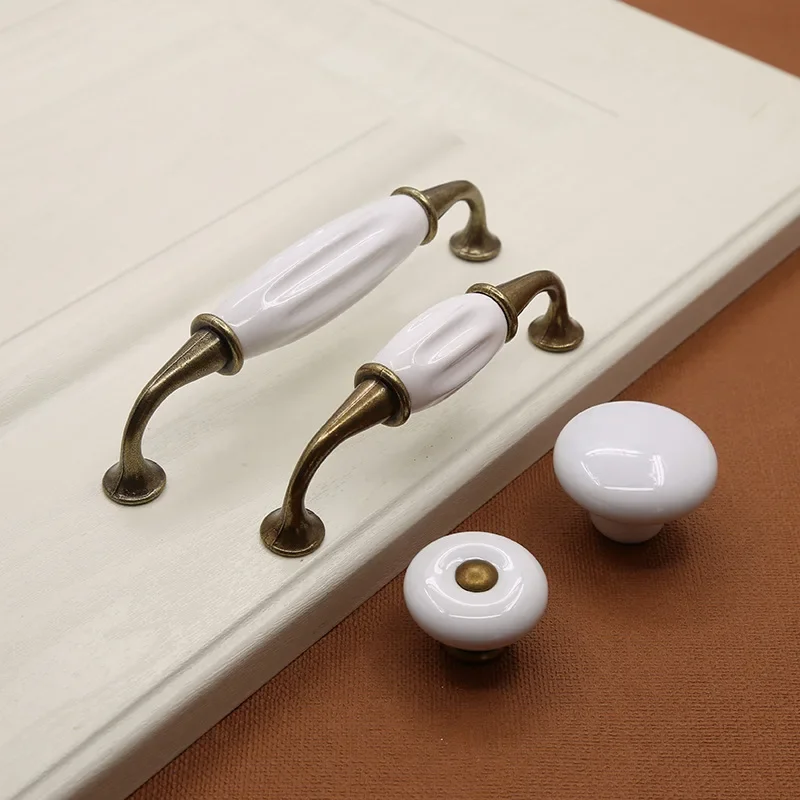 European style zinc alloy cera - Restoration Hardware Furniture Used 评论和价格