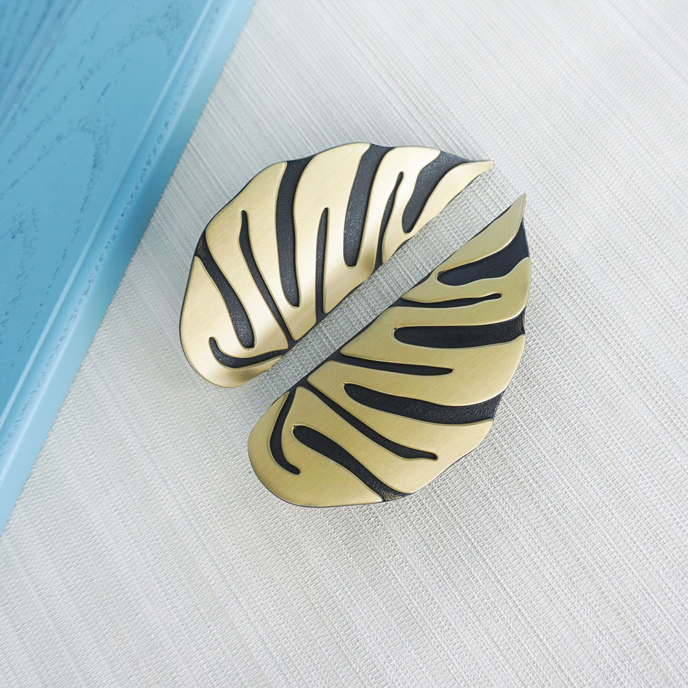 Zinc Alloy Monstera Leaf Cabin - Unique Furniture Hardware 评论和价格